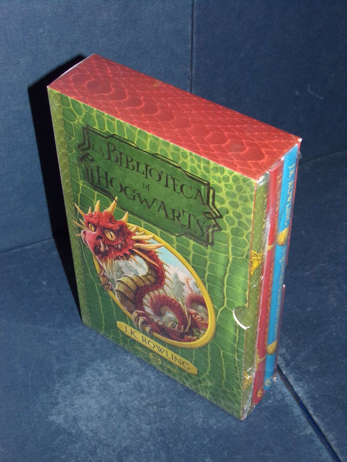 La Biblioteca di Hogwarts (cofanetto) di J.K. Rowling - Cartonato